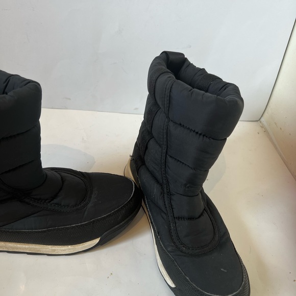 Sorel junior size 5 puffer black/ white winter boots - Picture 6 of 7